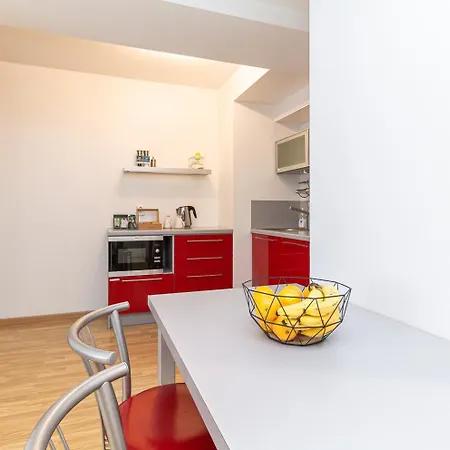 Romantic Getaway With Equipped Kitchen Apartament Tallin