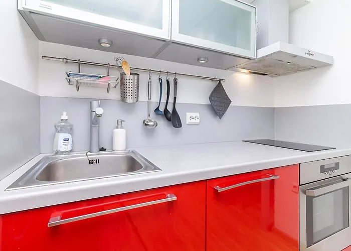 Romantic Getaway With Equipped Kitchen * Tallin