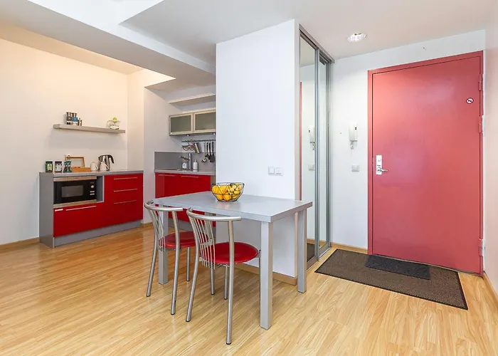 Romantic Getaway With Equipped Kitchen شقة